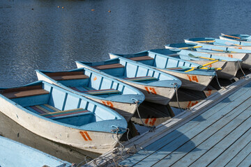 Fototapeta na wymiar Pleasure boats are moored in the park.