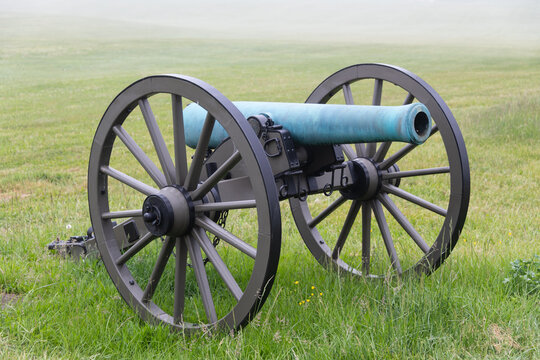 12 pounder bronze smooth bore, Napoleon Model 1857 at Gettysburg National Military Park, Pennsylvania.