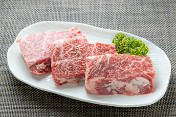 ステーキ用牛肉。希少部位といわれる「カイノミ」。
