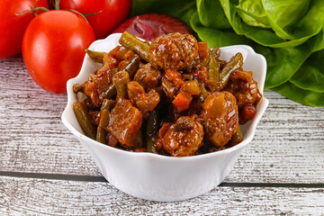 Meatball with vegetables and spices