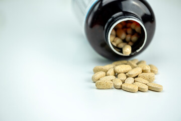 Vitamin pills and food supplement