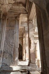 centre ville de Nîmes, jardin de la fontaine, maison carrée et arènes