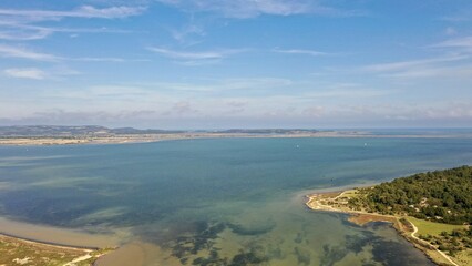 survol du parc naturel r&eacute;gional de la Narbonnaise	