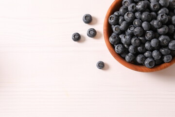 blueberries in a wooden bowl