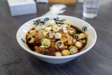 富山ブラックラーメン