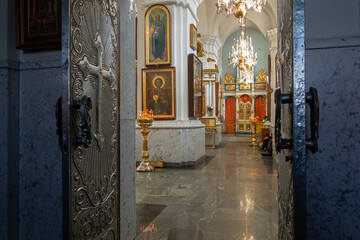 Interior of the Orthodox Holy Spirit Cathedral In Minsk - obrazy, fototapety, plakaty