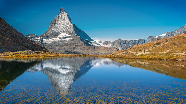Matterhorn Spiegelung Riffelsee © peterschray