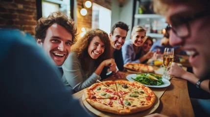 Zelfklevend Fotobehang gathering of friends at home eating pizza © carballo