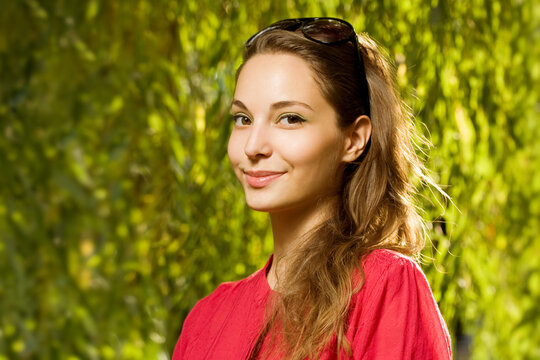 Beautiful friendly young brunette.