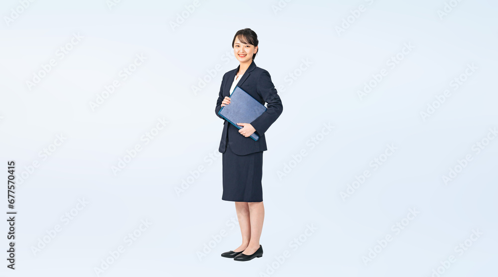 Aufkleber ファイルを持つスーツを着た女性　切り抜き全身写真（切り抜き背景透過pngも販売しております。作成者リンクから「png」で検索してください）