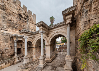Fototapeta premium Hadrian's Gate, Antalya three gates.