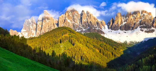 Fotobehang Stunning Alpine scenery of breathtaking Dolomites rocks mountains in Italian Alps, South Tyrol, Italy. . sunset over Val di Funes and village Santa Maddalena, Valley Isarco © Freesurf