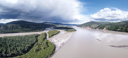 vast Yukon river kandscape in Canada