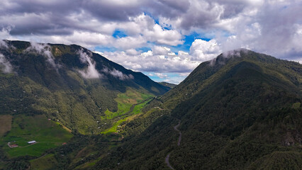 Paisaje desde el sitio conocido como Boquerón, ubicado en el occidente de Medellín, sobra la antigua carretera al mar.