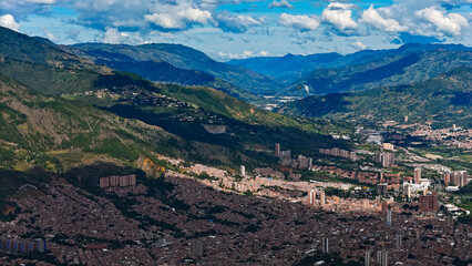 Panorámica de la ciudad de Bello, Antioquia, Colombia.  Captura realizada desde San Felix.