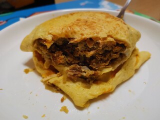 Murtabak wrapped with egg