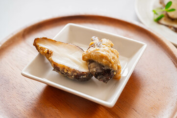 カットしたキクイモの味噌漬け