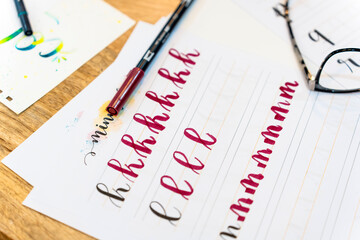 Art lettering workshop. Learning to draw letters. College classes.