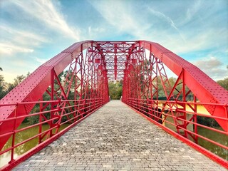 Villafranca de Córdoba, Puente de hierro rojo, San Francisco, vía verde, - obrazy, fototapety, plakaty