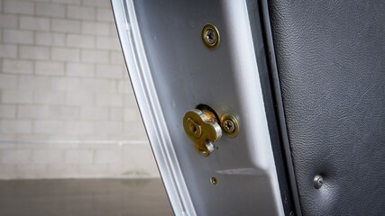 Drivers door end