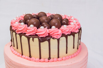 chocolate cupcake with pink rose