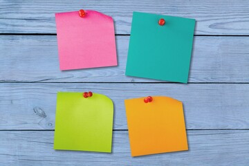 Colorful blank sticky note set