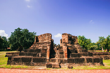 Cultural Landmarks: The historical Emerald Ancient City is an ancient civilization in Sukhothai Province in Thailand.