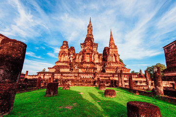 Cultural Landmarks: The historical Emerald Ancient City is an ancient civilization in Sukhothai Province in Thailand.