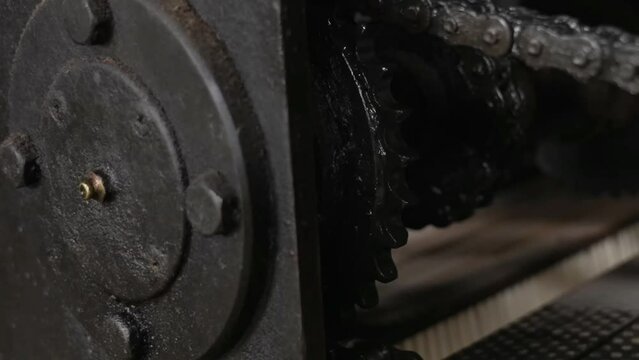 Short videos showcasing the operation of moving parts in industrial machines.