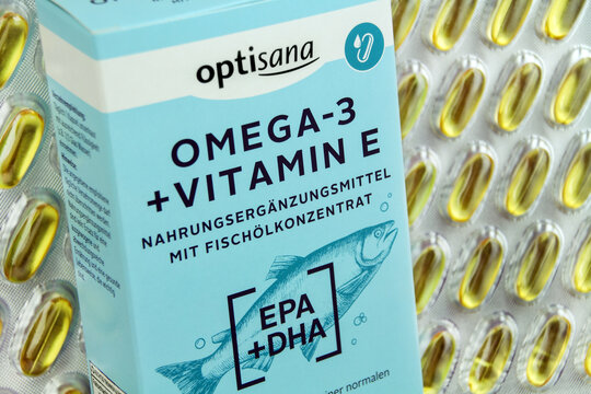 Optisana Omega-3 und Vitamin E Kapseln  Nahrungserg&auml;nzungsmittel mit Fisch&ouml;lkonzentrat
