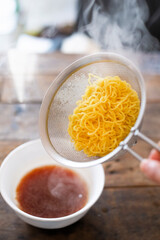 ラーメンを作る