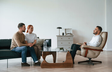 Couple at a psychologist's appointment