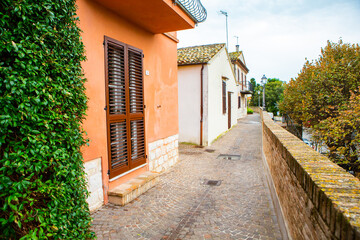 Sirolo is a picturesque town situated along the Adriatic coast in the Marche region of Italy. Known for its stunning beaches, clear blue waters, and charming historic center.