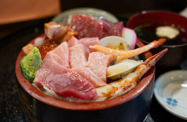 海鮮丼