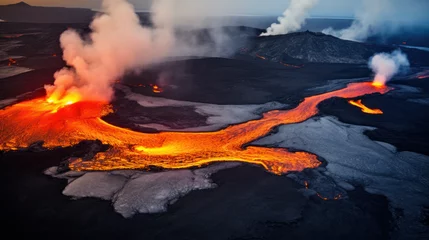 Fotobehang éruption volcanique avec coulée de lave sur les terres gelées d'Islande © Sébastien Jouve