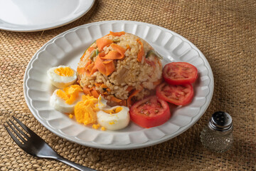 Fried rice with eggs and vegetables