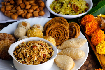 Diwali snacks Diwali faral, Diwali Special sweet and salty snacks, Festival snacks from...