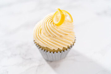 Lemon cupcakes