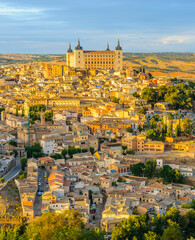 Beautiful views of Toledo, Spain as seen from the Parador viewpoint at sunset - obrazy, fototapety, plakaty