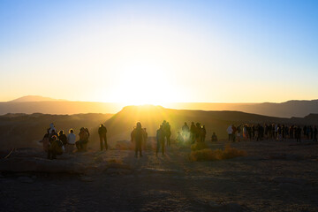 Por do sol no Valle de La Luna no deserto do Atacama, Chile. 