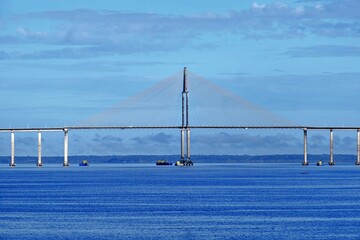 Brücke über Rio Negro