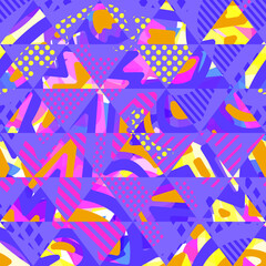 Purple vibrant triangle mosaic. Seamless pattern