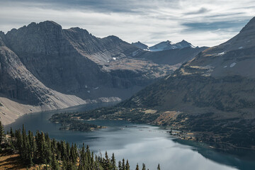 Fototapeta na wymiar Hidden Lake in Glacier National Park, Montana, USA