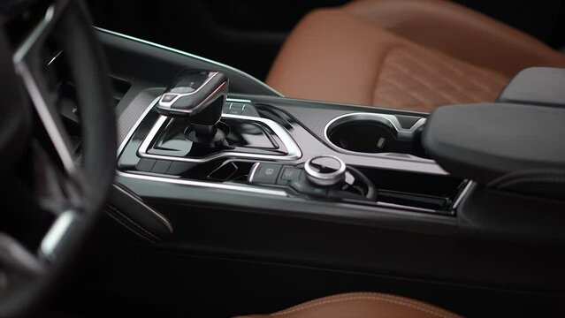 car gear shift lever, modern car interior, maxus D90, Close up of the automatic gearbox
