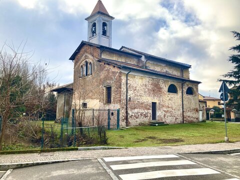 Ancient small church in the province of Milan (in Zibido Sna Giacomo)