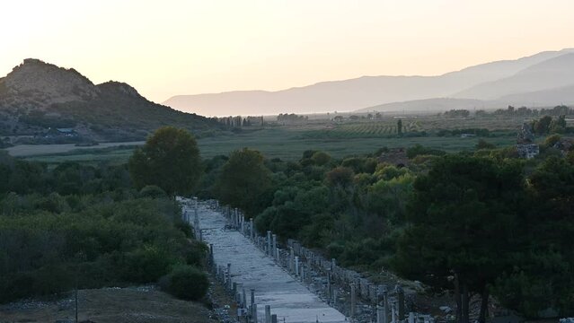 Impressing ancient greek and roman ruins of Ephesus at the Turkish Aegean coast