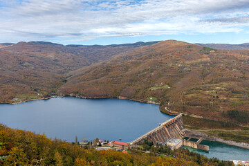 Fototapeta na wymiar Hydroelectric Station on Drina river in Serbia on autumn
