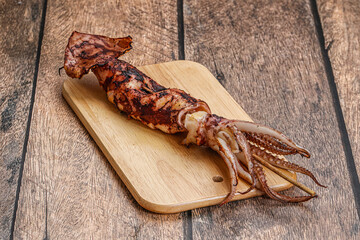 Dietary grilled squid in the plate