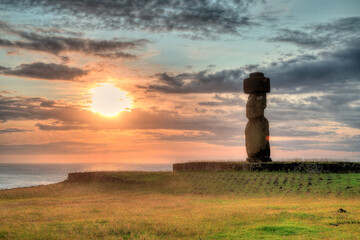 moais in Tahai at sunset, Rapa Nui, Easter Island