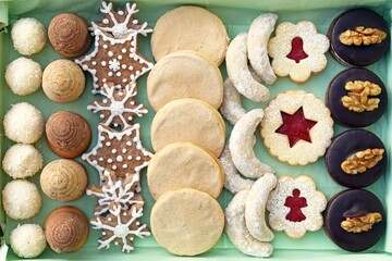 Various kinds of Christmas cookies 